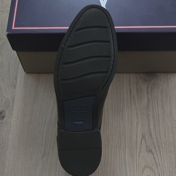 Flag Ltd. Black Cap Toe Shoes - Picture 3 of 6